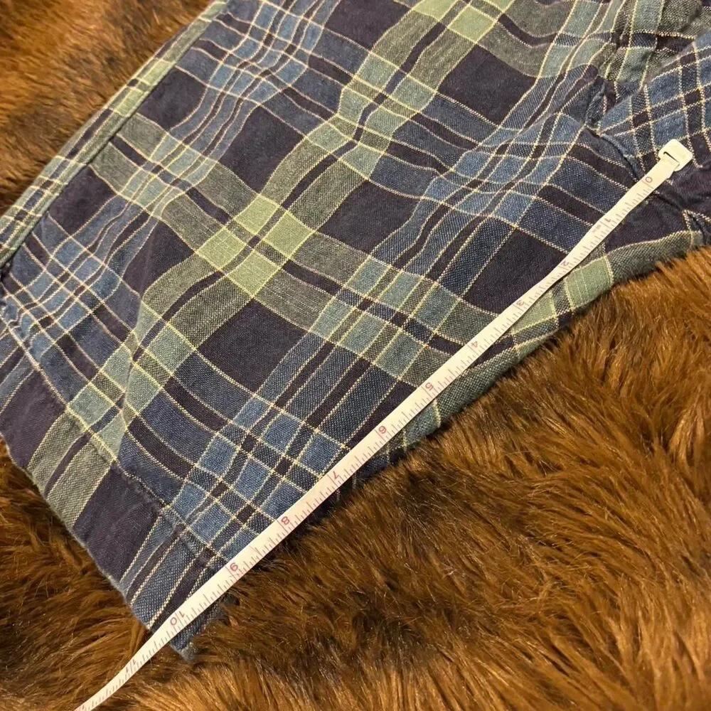 Vintage J.Crew Club chino shorts w/ a navy blue and green tartan plaid Size 31